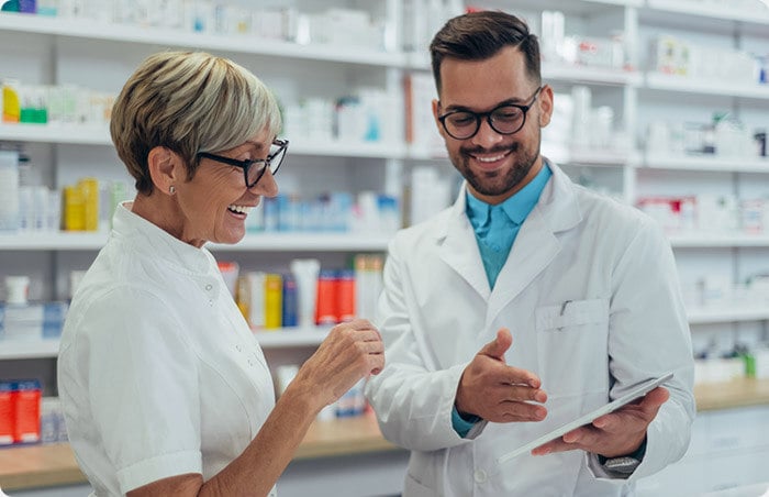 pharmacists using tablet